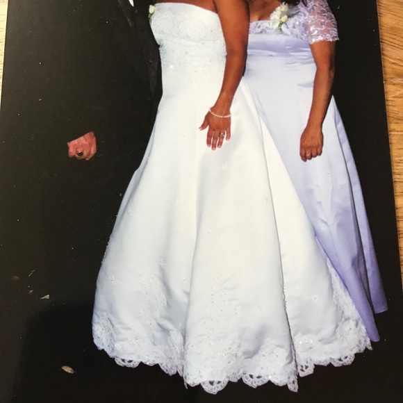 Strapless A-line Wedding Dress - Picture 4 of 5